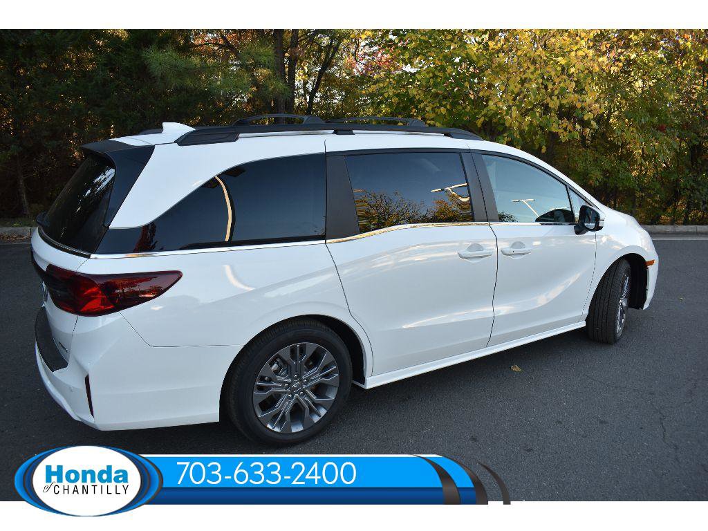 New 2026 Honda Odyssey Touring image 11