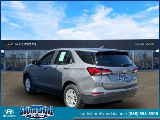 Used 2023 Chevrolet Equinox LS AWD/4WD image 8
