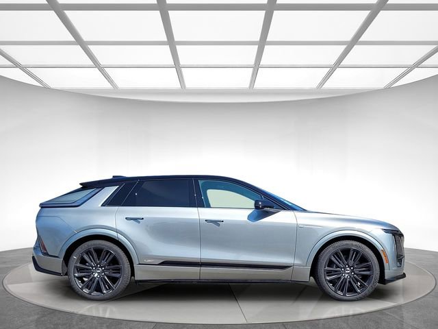 New 2026 Cadillac Lyriq V w/ LPO, Floor Liner Package image 4