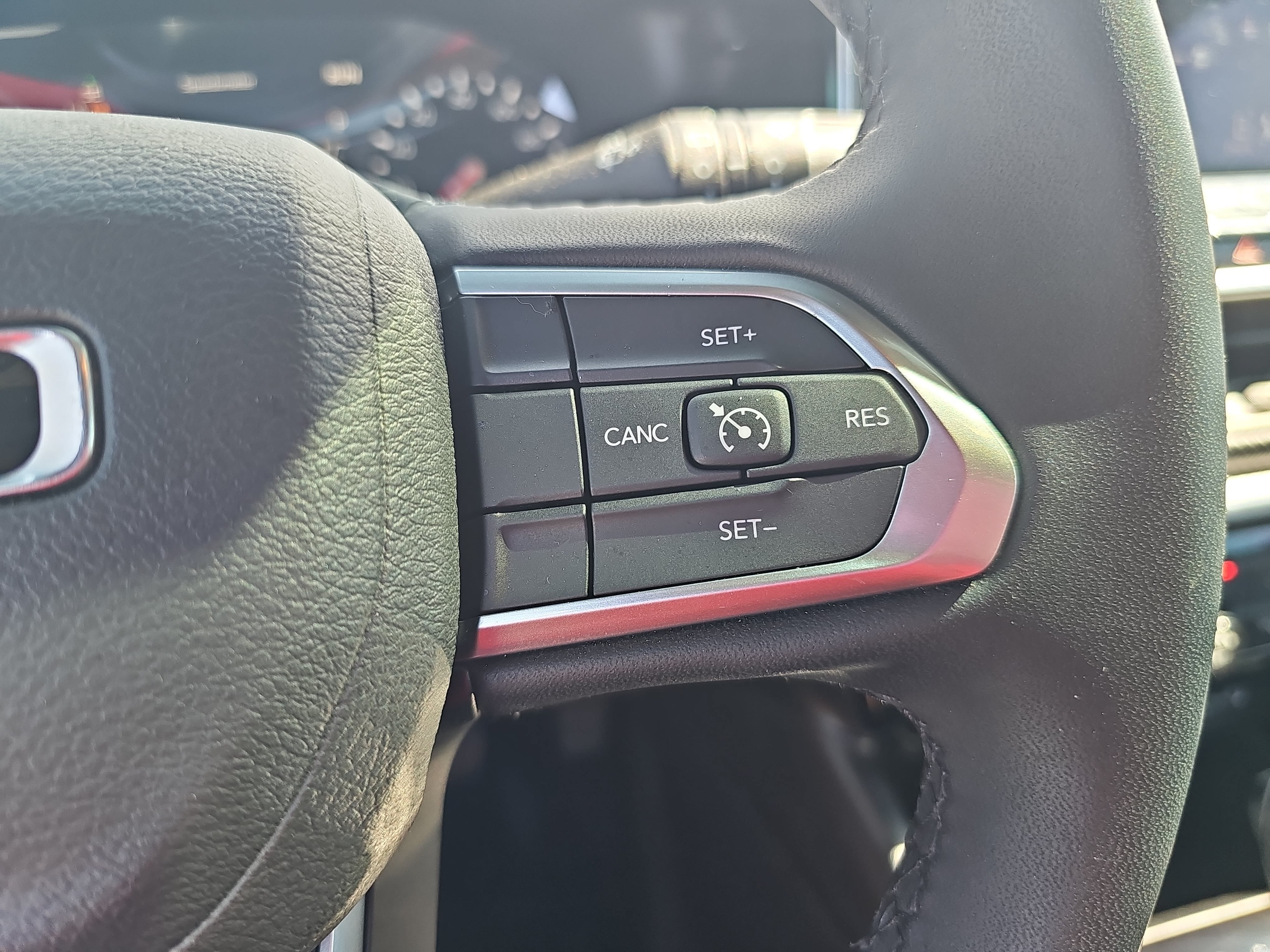 Used 2024 Jeep Compass Latitude w/ Altitude Special Edition AWD/4WD image 19