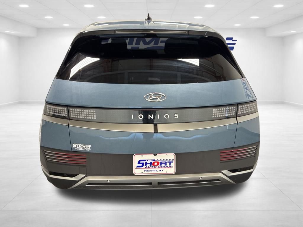 Used 2024 Hyundai Ioniq 5 SE image 5