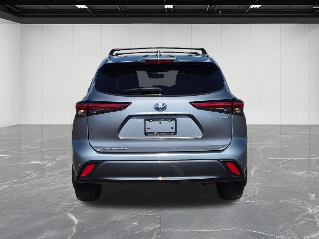 Used 2023 Toyota Highlander Limited AWD/4WD image 4