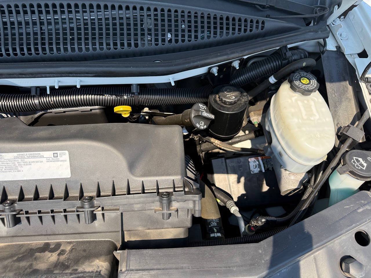 Used 2021 Chevrolet Express 2500 RWD image 12