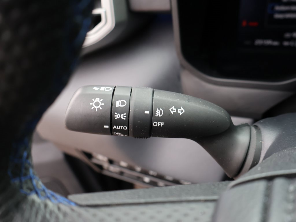 Used 2022 Toyota Tundra Platinum image 40