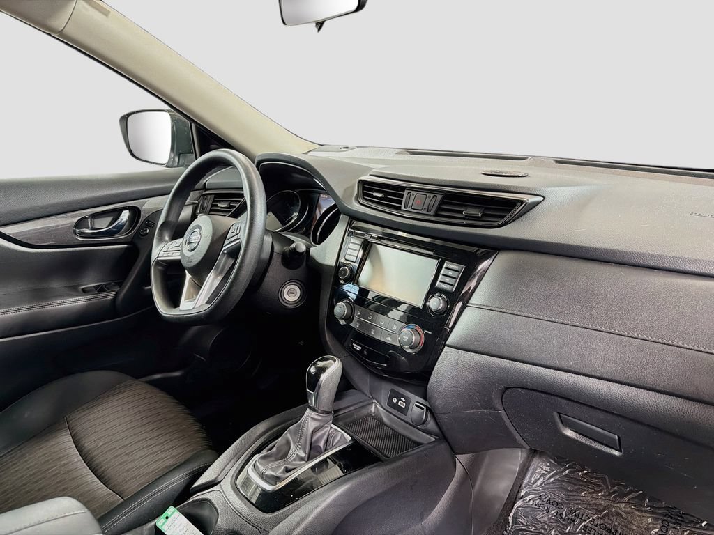 Used 2018 Nissan Rogue S AWD/4WD image 28