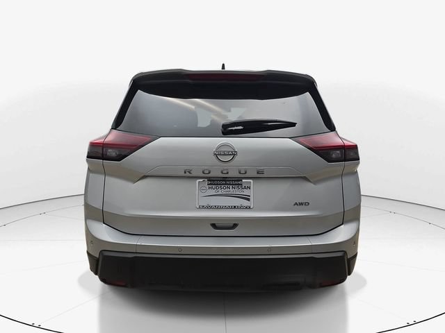 Used 2025 Nissan Rogue S AWD/4WD image 7
