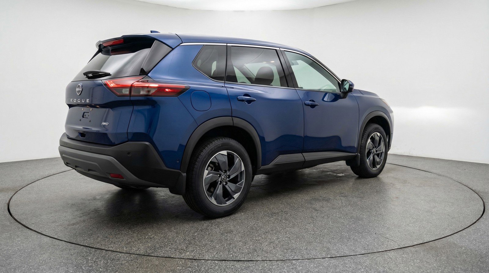 Used 2025 Nissan Rogue SV FWD image 9