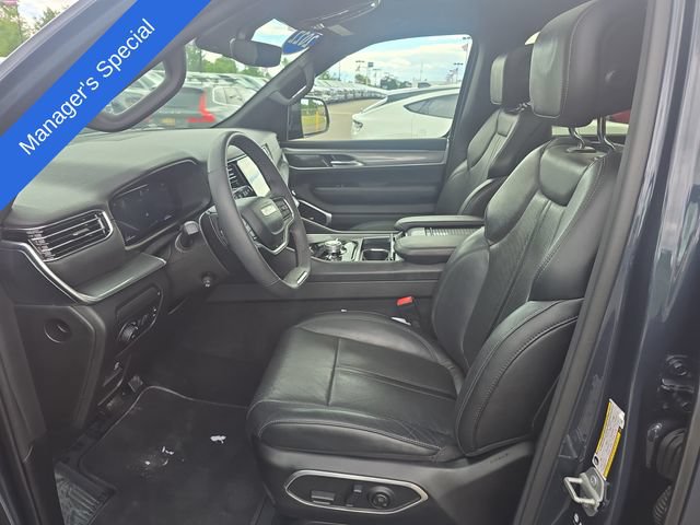 Used 2022 Jeep Wagoneer Series II AWD/4WD image 15