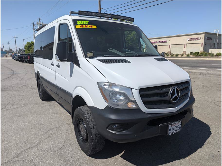 Used 2017 Mercedes-Benz Sprinter 2500 image 2