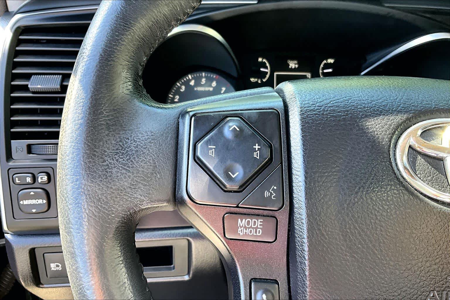 Used 2022 Toyota Sequoia TRD Pro AWD/4WD image 23