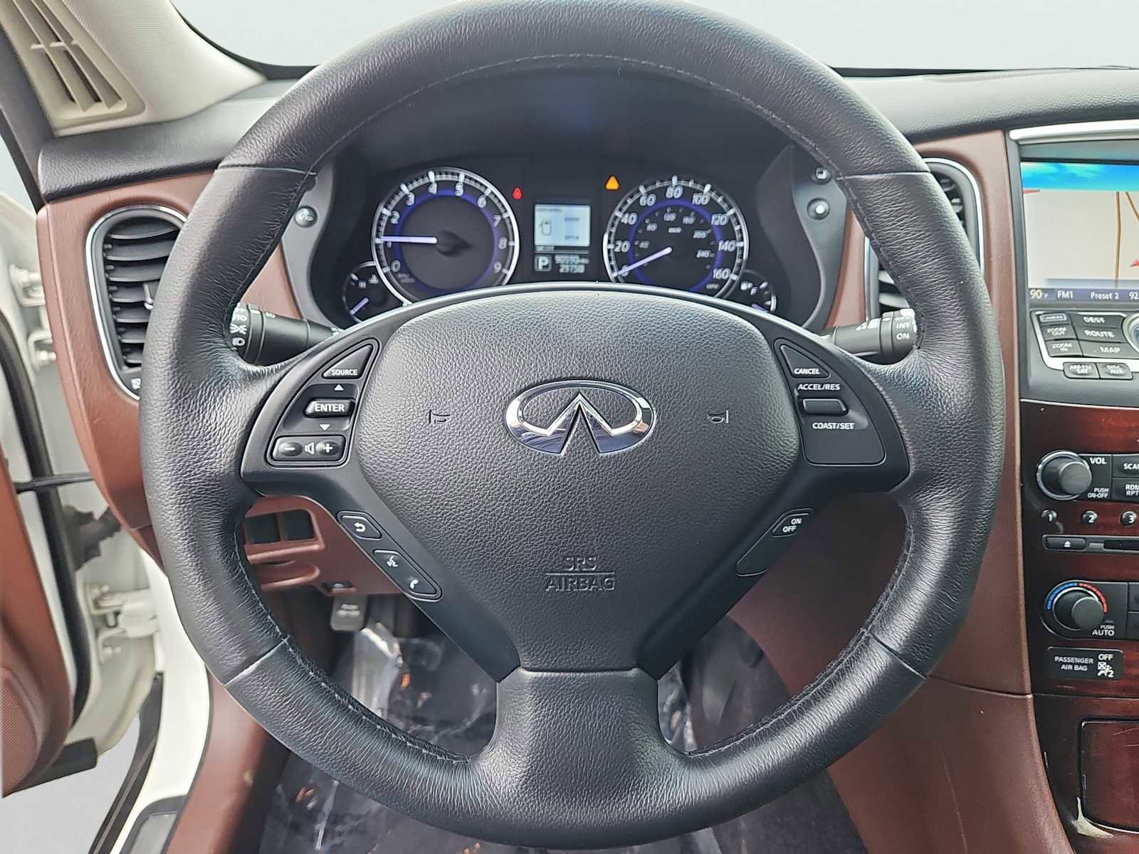 Used 2015 INFINITI QX50 Journey w/ Premium Package image 27