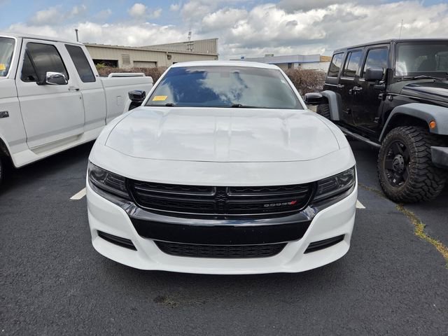 Used 2022 Dodge Charger SXT w/ Blacktop Package image 2