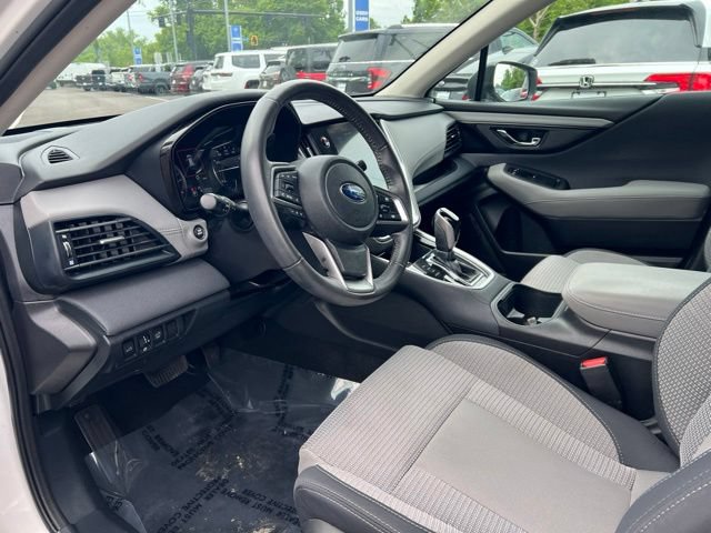 Used 2023 Subaru Outback Premium AWD/4WD image 2