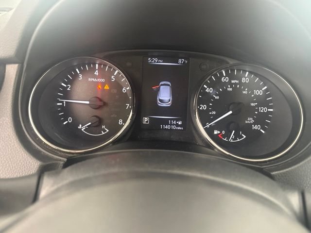 Used 2017 Nissan Rogue Sport SV w/ SV Premium Package AWD/4WD image 4