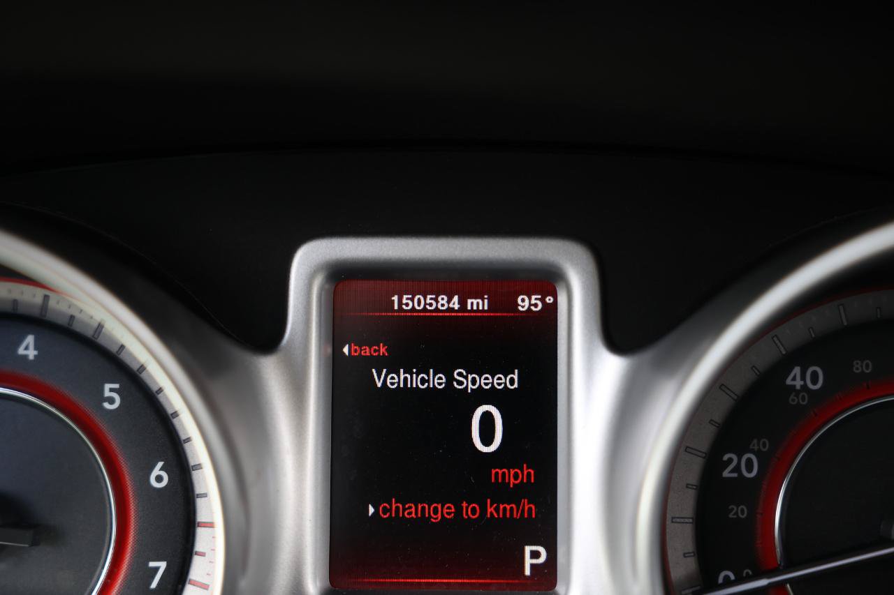 Used 2017 Dodge Journey SXT w/ Comfort/Convenience Group FWD image 37