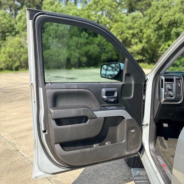 Used 2018 Chevrolet Silverado 1500 LT w/ Texas Edition AWD/4WD image 23
