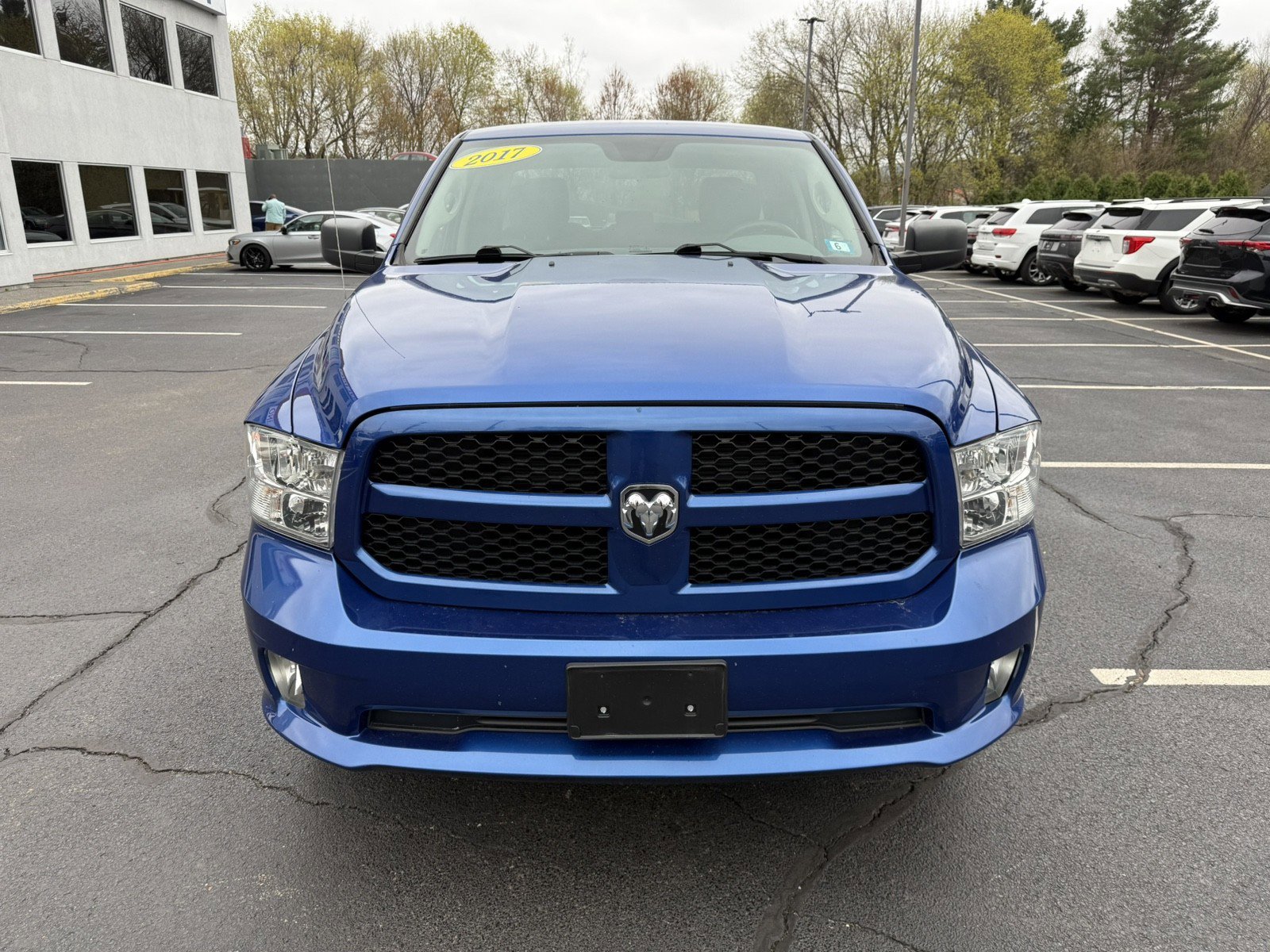 Used 2017 RAM 1500 Express AWD/4WD image 3