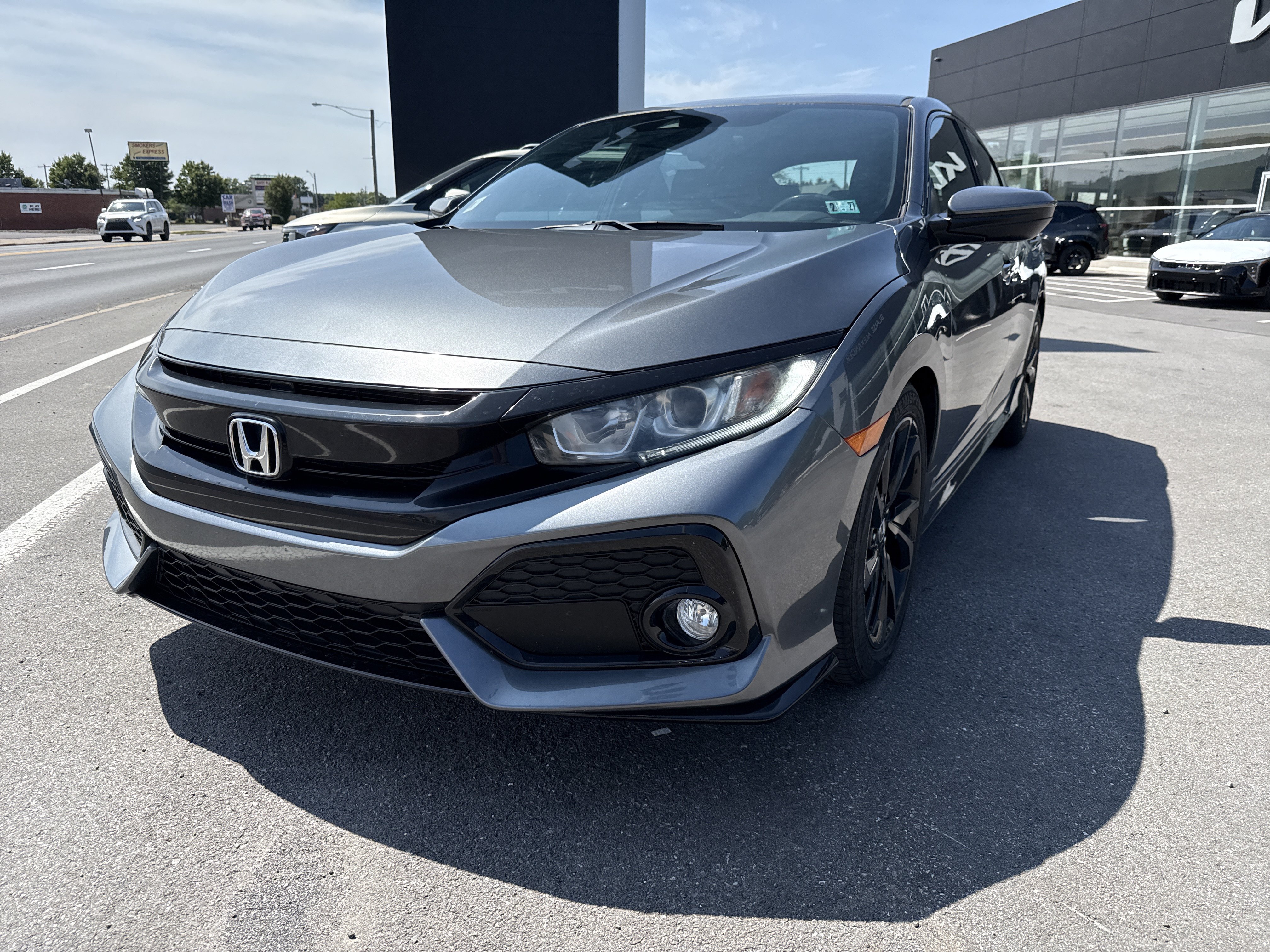 Used 2019 Honda Civic Sport image 8