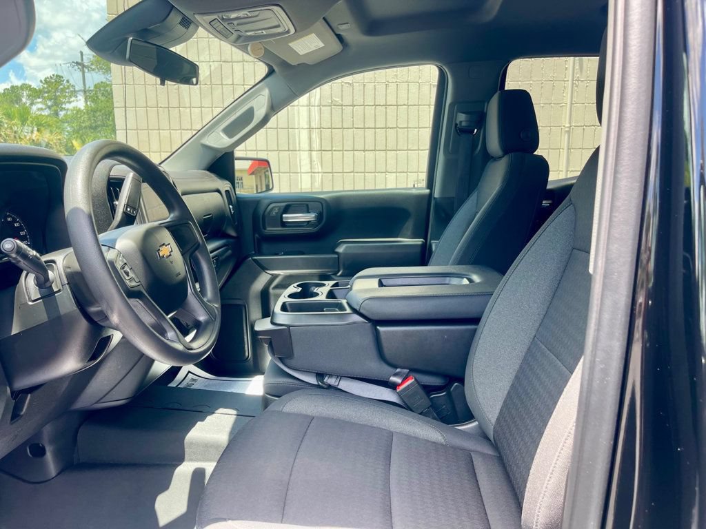 Used 2026 Chevrolet Silverado 1500 Custom RWD image 10