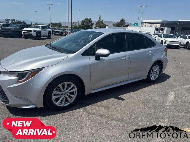 Used 2023 Toyota Corolla LE w/ LE Convenience Package FWD image 7