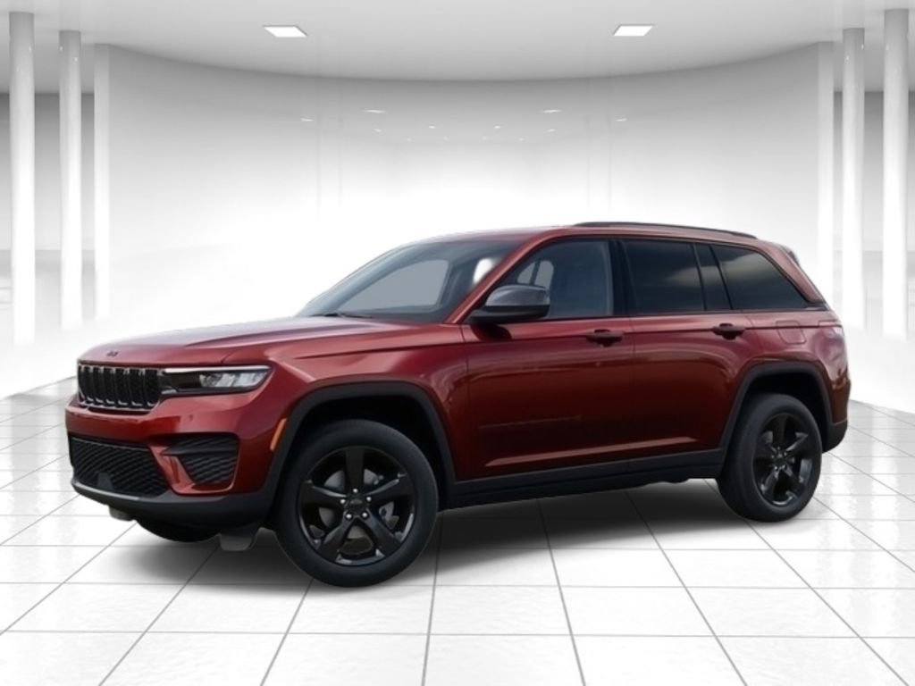 New 2025 Jeep Grand Cherokee Altitude image 2