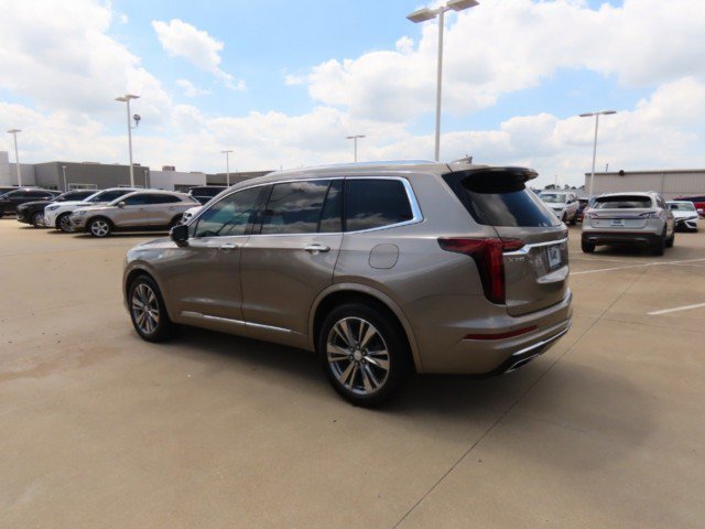 Used 2022 Cadillac XT6 Premium Luxury w/ Technology Package FWD image 14