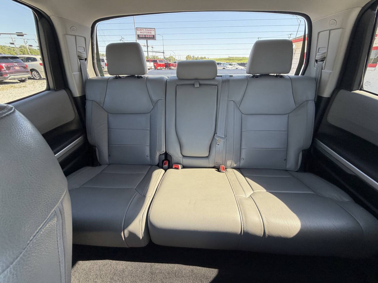 Used 2016 Toyota Tundra Limited w/ Limited Premium Package AWD/4WD image 26