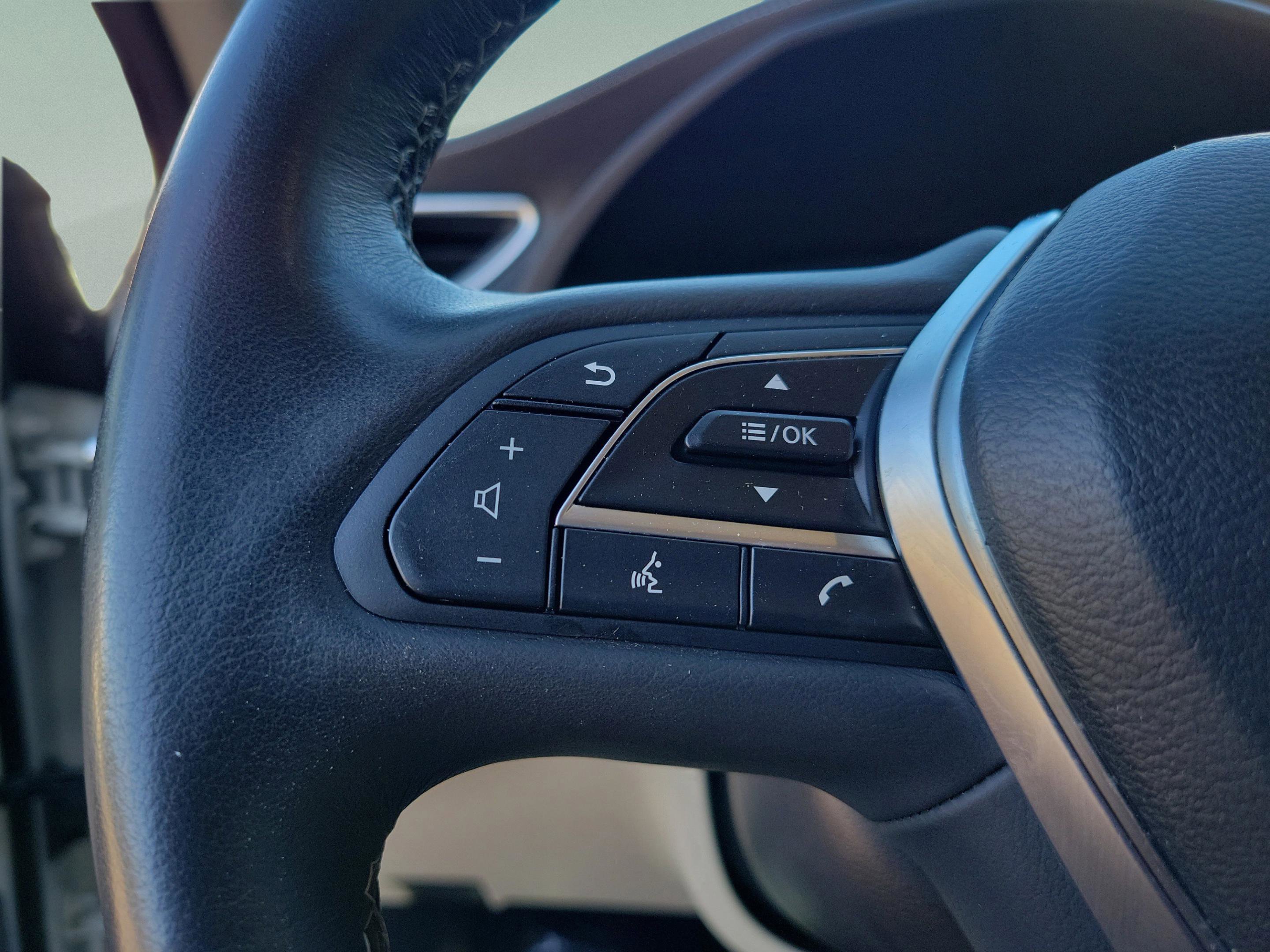 Used 2022 INFINITI QX50 Luxe image 13