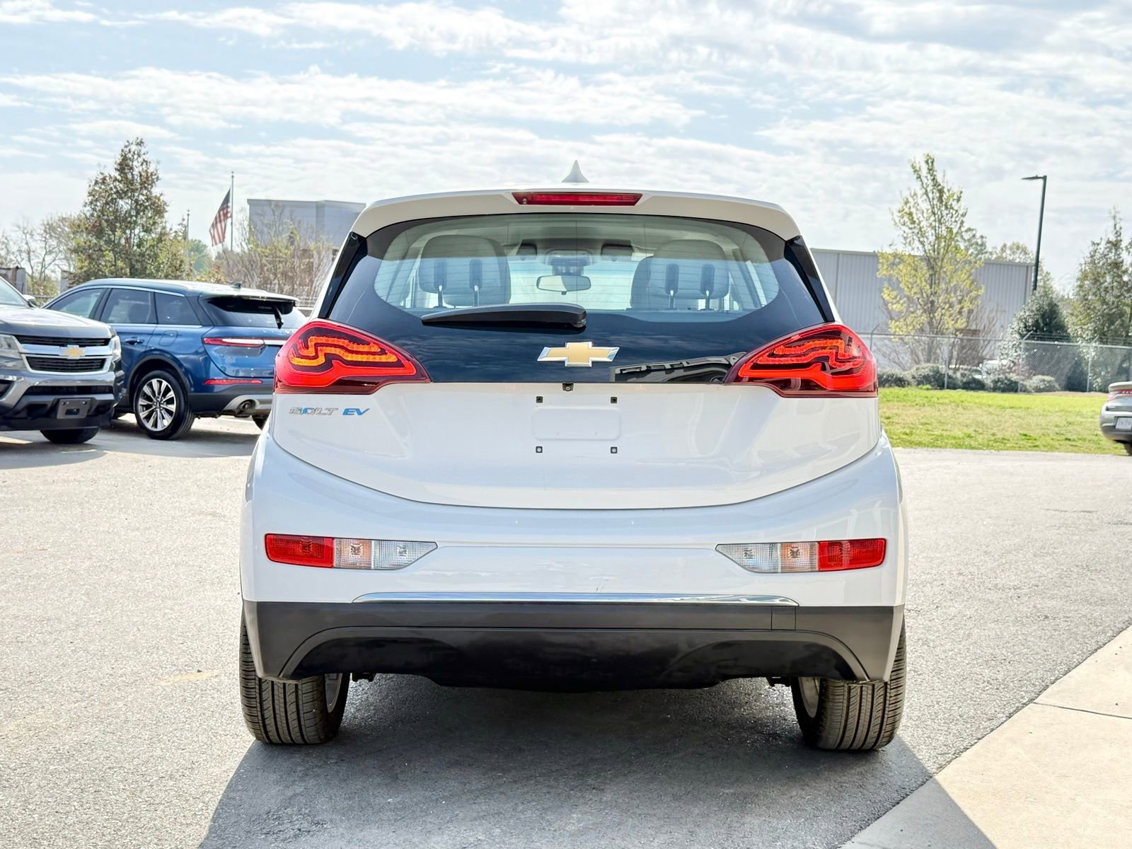 Used 2018 Chevrolet Bolt LT FWD image 11
