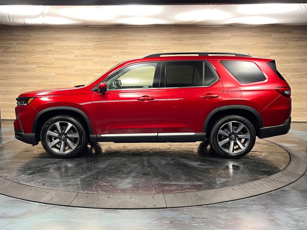Used 2023 Honda Pilot Touring image 18
