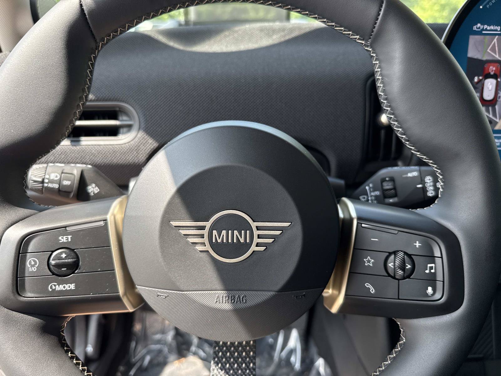 Certified 2025 MINI Cooper S FWD image 29
