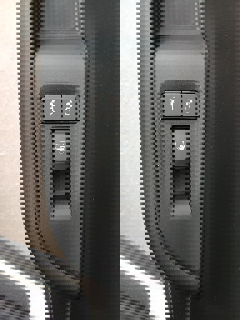 New 2026 Jeep Grand Cherokee L Laredo image 30