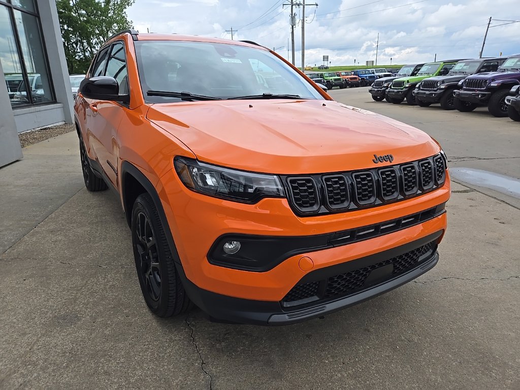 New 2026 Jeep Compass Latitude AWD/4WD image 15