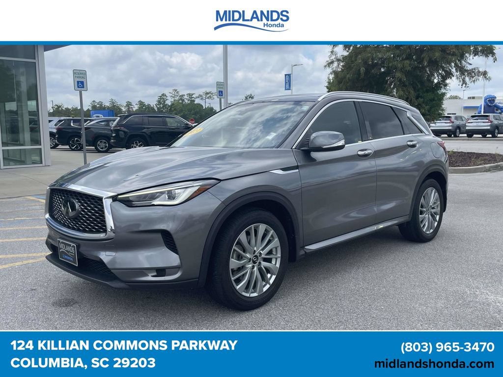 Used 2023 INFINITI QX50 Luxe FWD image 3