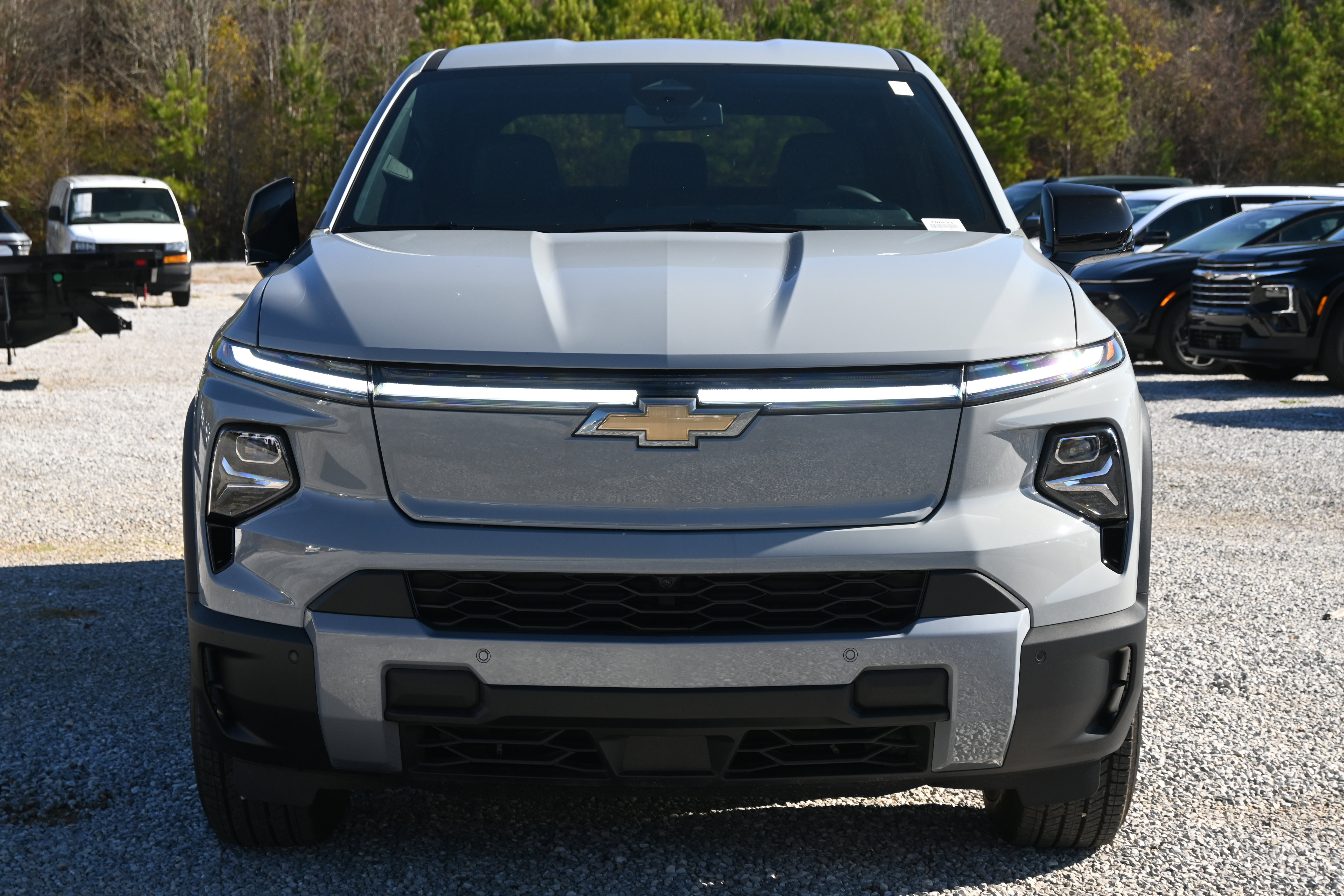 New 2026 Chevrolet Silverado EV LT image 5