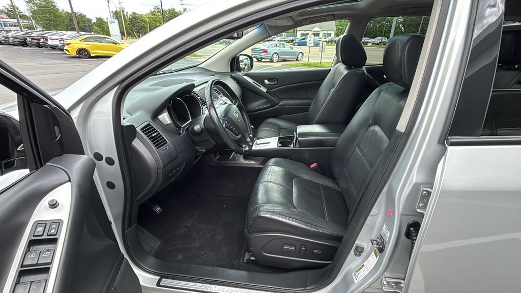 Used 2014 Nissan Murano SL w/ Navigation Package AWD/4WD image 26
