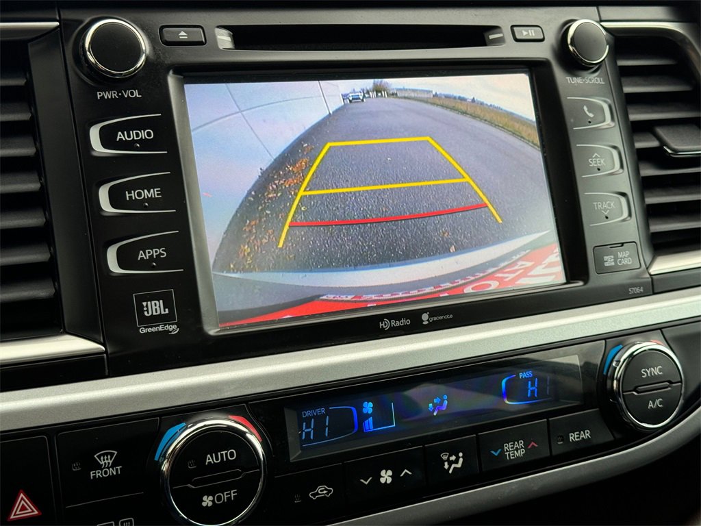 Used 2014 Toyota Highlander Limited image 20