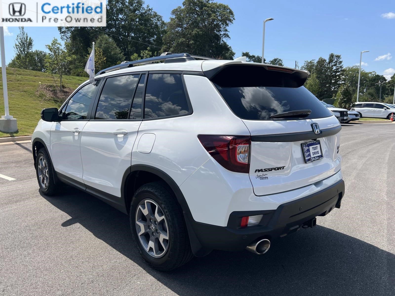 Certified 2023 Honda Passport TrailSport image 5
