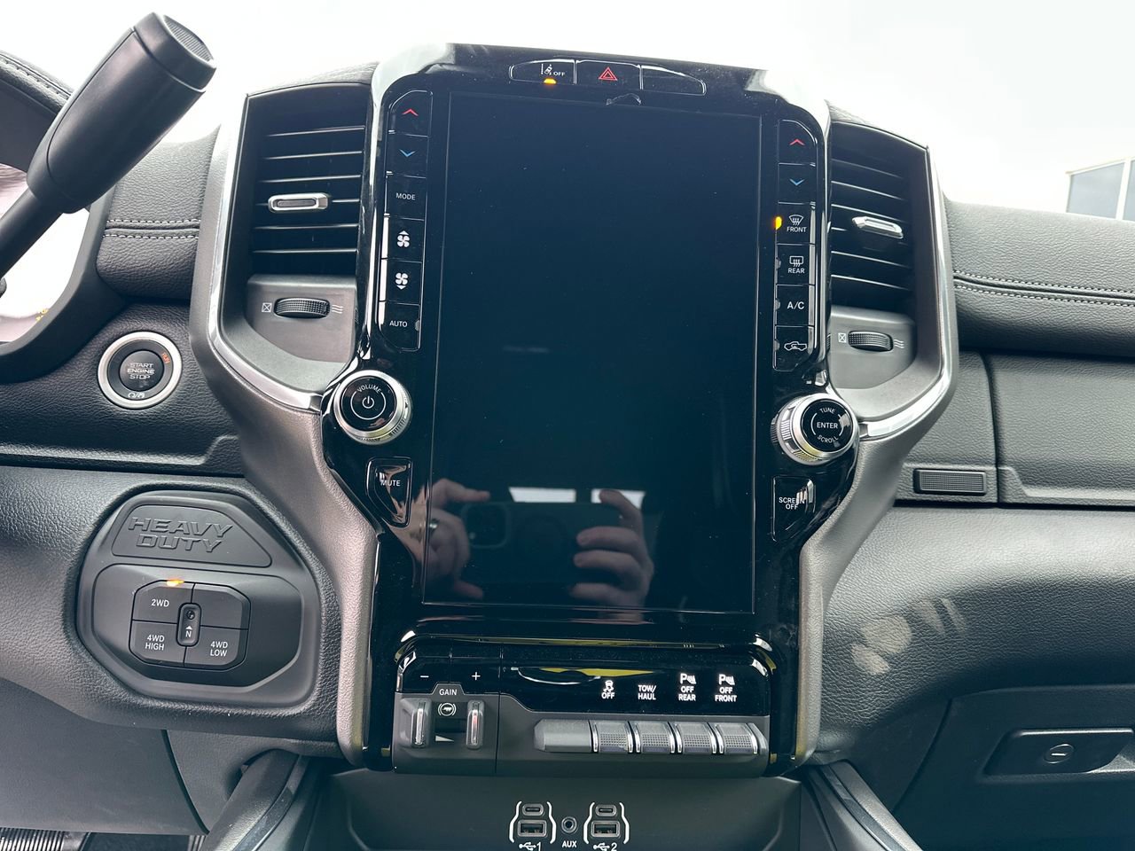 New 2026 RAM 2500 Laramie w/ Night Edition image 19