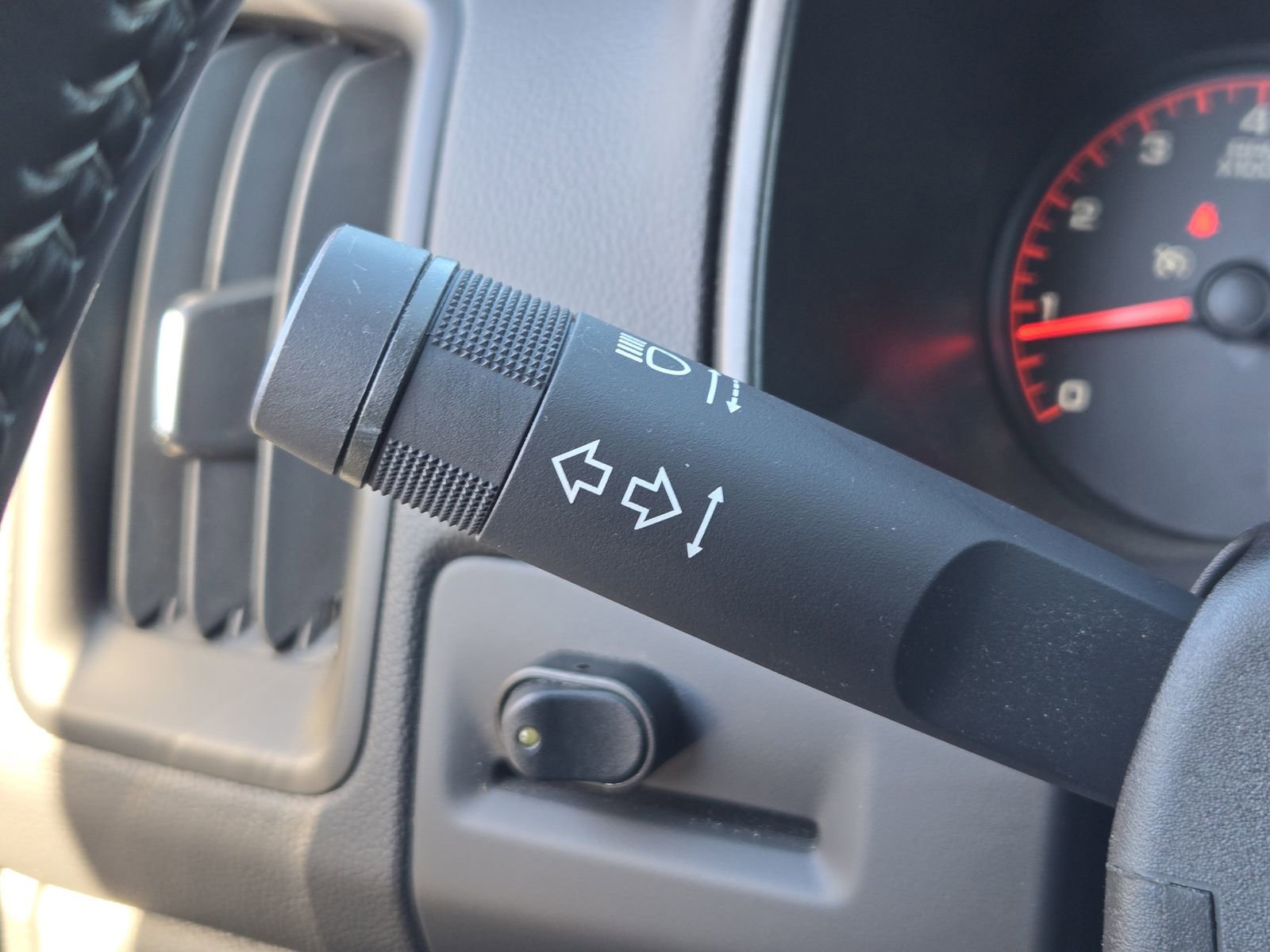 Used 2021 Chevrolet Colorado LT w/ LT Convenience Package image 25