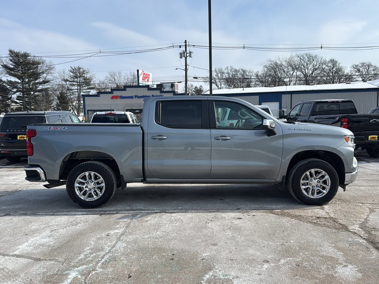 Used 2025 Chevrolet Silverado 1500 LT image 9