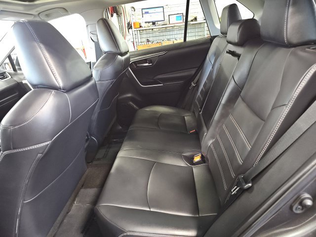 Used 2023 Toyota RAV4 XLE Premium AWD/4WD image 32