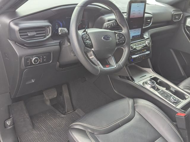 Certified 2023 Ford Explorer ST w/ Equipment Group 401A image 11