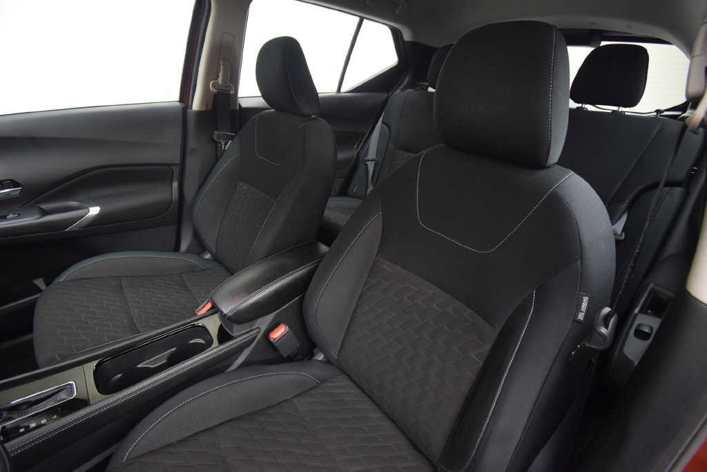 Used 2023 Nissan Kicks SV FWD image 14