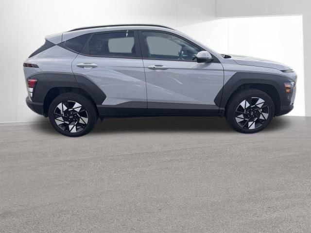 Used 2024 Hyundai Kona SEL AWD/4WD image 5