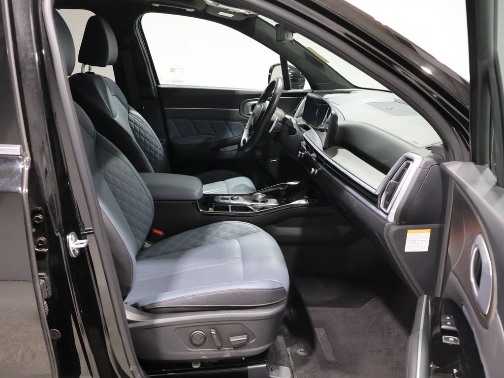Used 2025 Kia Sorento SX Prestige AWD/4WD image 23