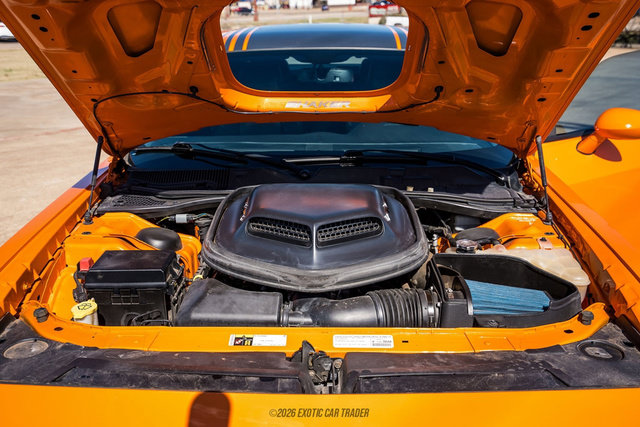 Used 2014 Dodge Challenger R/T RWD image 15