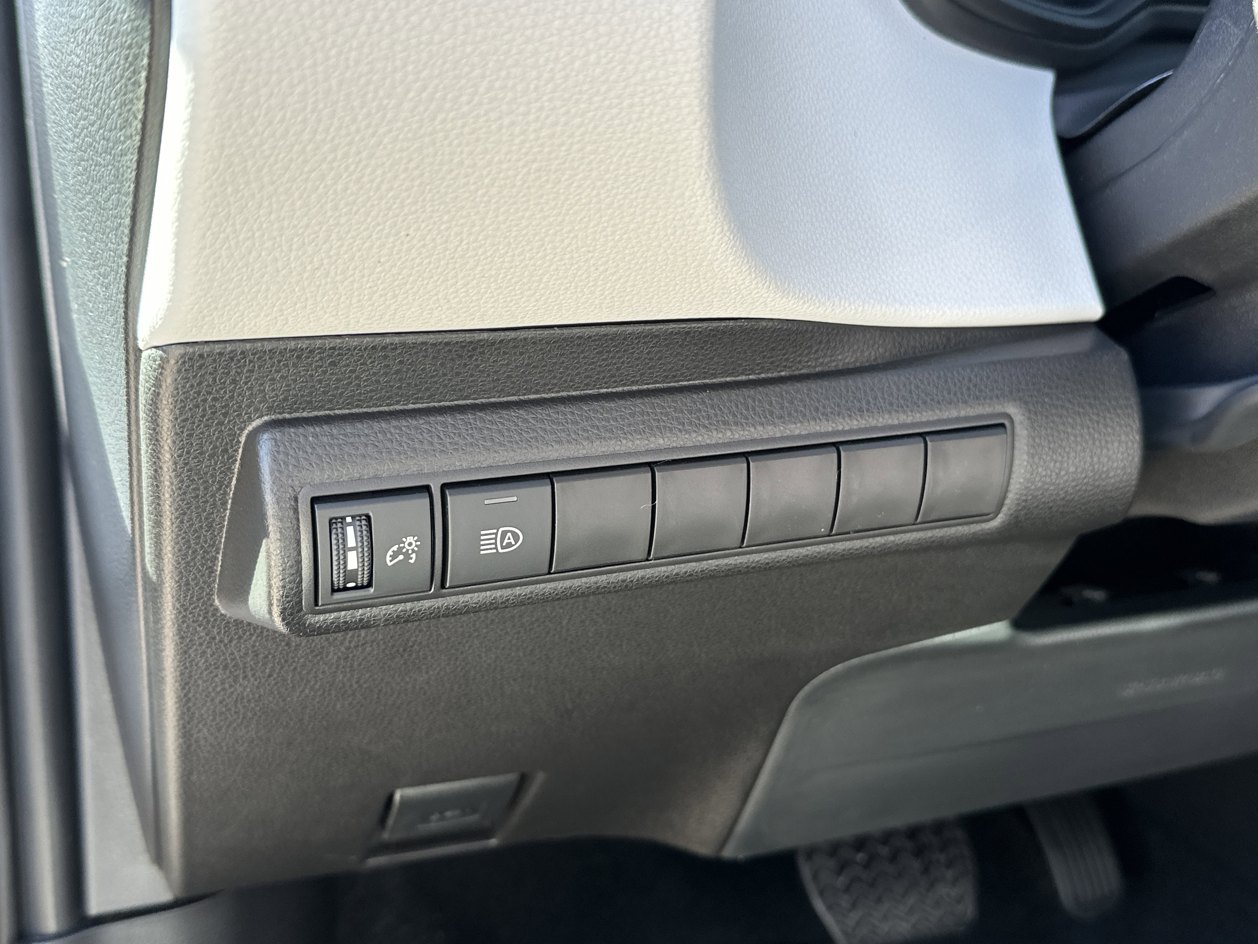 New 2026 Toyota Corolla SE FWD image 15