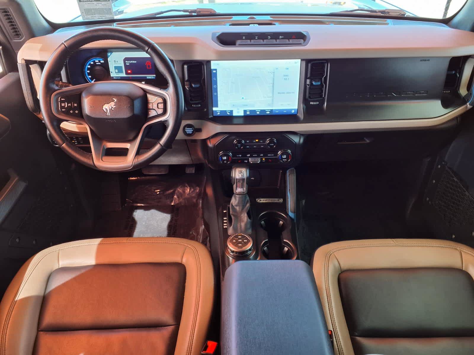 Used 2023 Ford Bronco Wildtrak AWD/4WD image 10