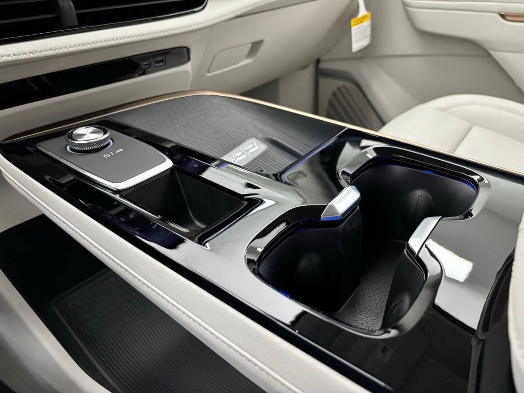 New 2026 Buick Enclave Avenir image 33